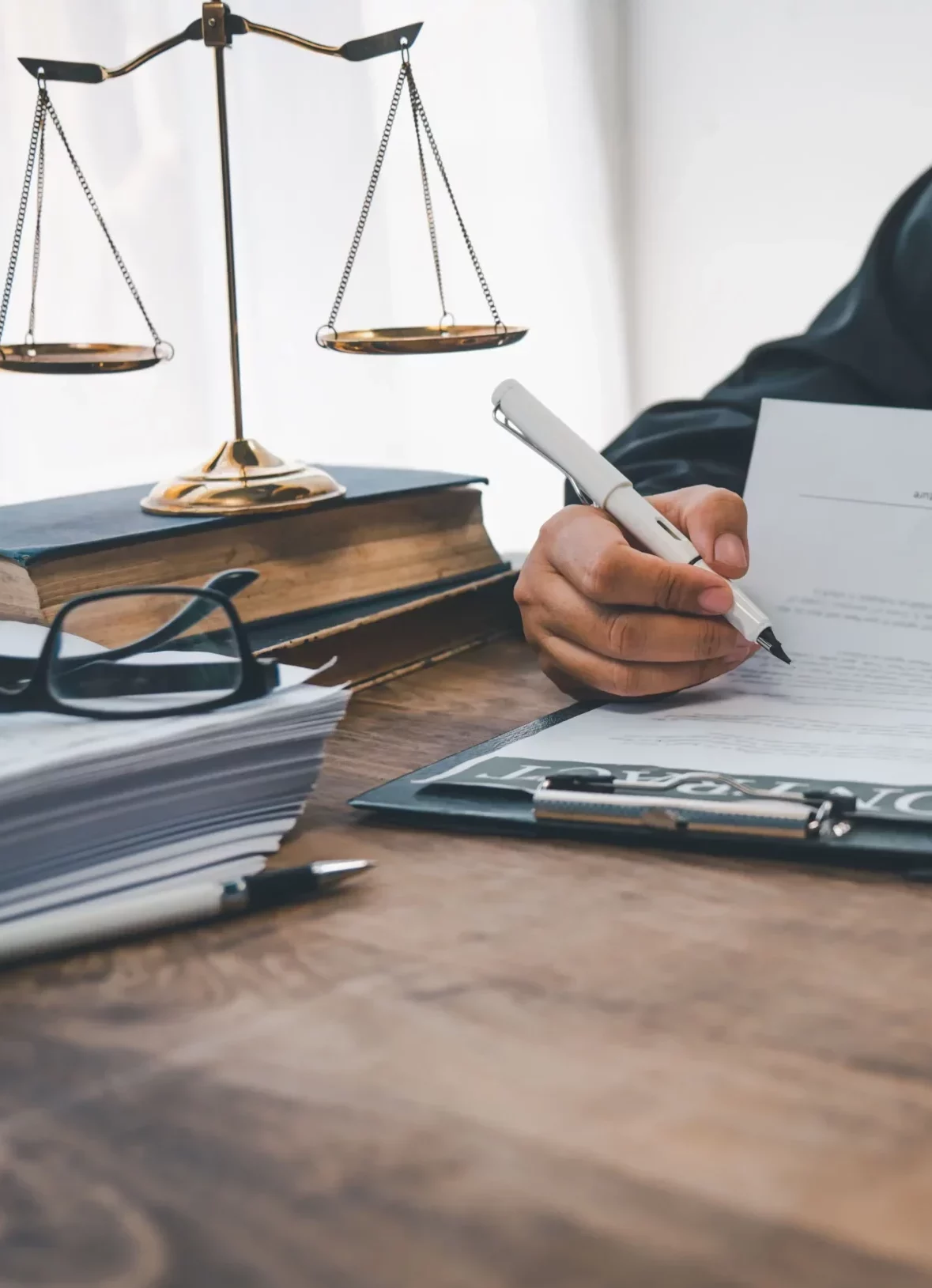 Traducción jurídica, derecho internacional para empresas español a francés